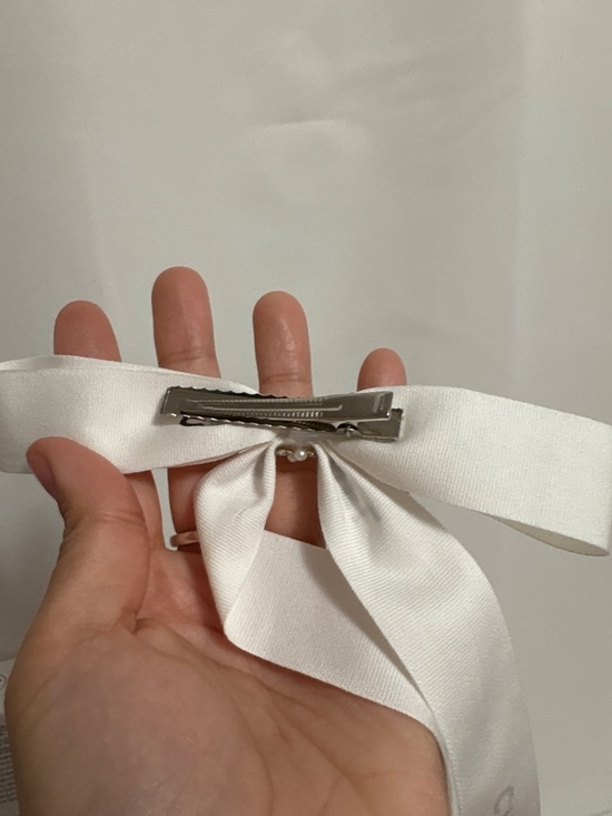 Chanel Ribbon Row Hairclip main image 7